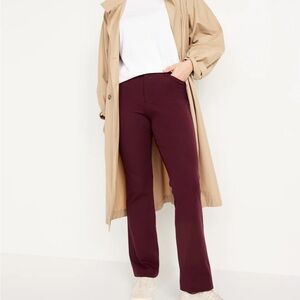 Old Navy Women’s Burgundy Pants